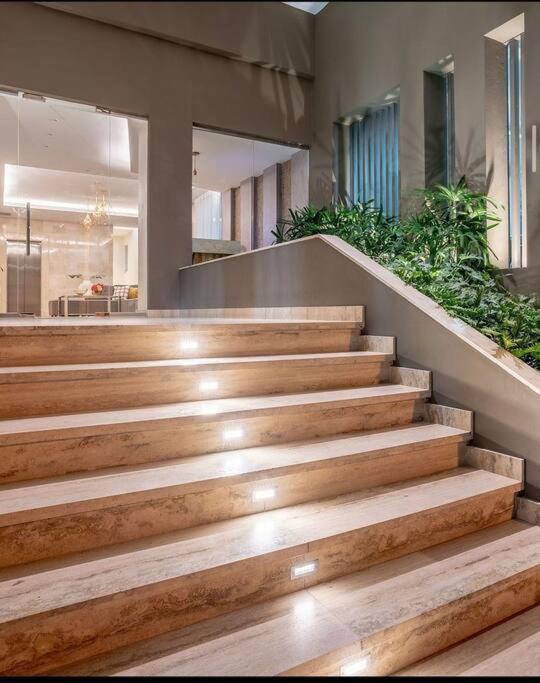 Dom. Rep. Exclusive 2 Bed Apt. Evaristo Morales ซานโตโดมิงโก ภายนอก รูปภาพ