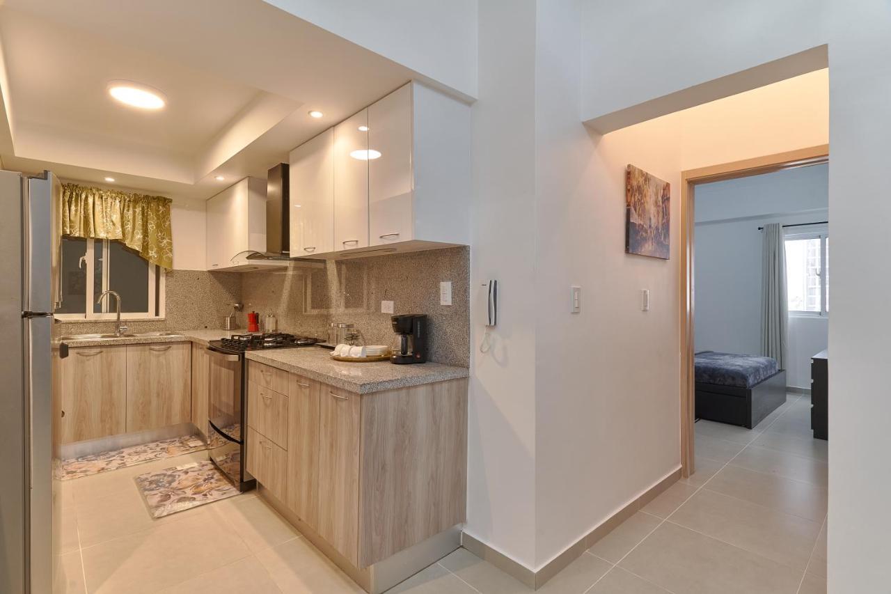 Dom. Rep. Exclusive 2 Bed Apt. Evaristo Morales ซานโตโดมิงโก ภายนอก รูปภาพ