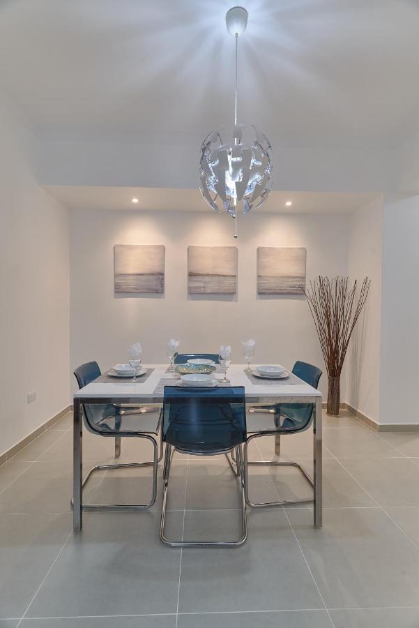 Dom. Rep. Exclusive 2 Bed Apt. Evaristo Morales ซานโตโดมิงโก ภายนอก รูปภาพ