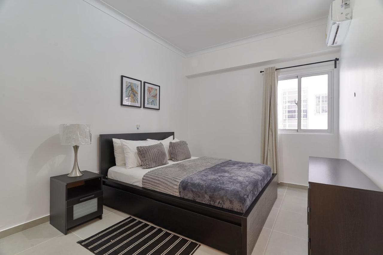 Dom. Rep. Exclusive 2 Bed Apt. Evaristo Morales ซานโตโดมิงโก ภายนอก รูปภาพ